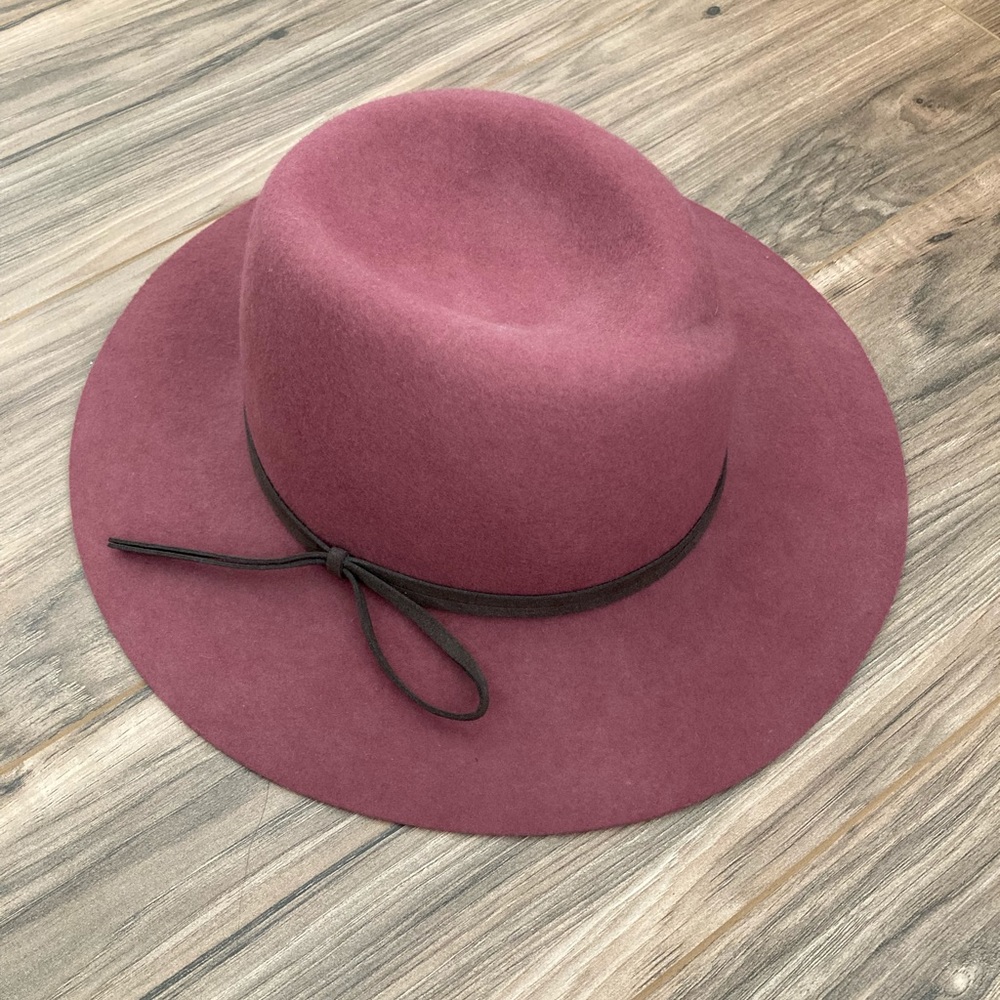 Universal thread felt hat